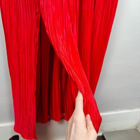 Hot Topic Her Universe Disney Cruella Red Dress Womens Large Red Gown Maxi - Picture 4 of 9